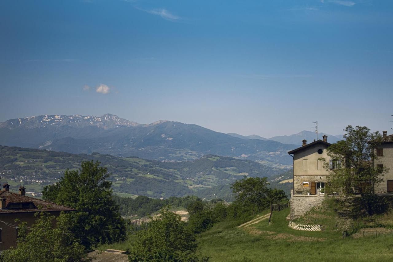 Bed and Breakfast Casale Monte Valestra à Bebbio Extérieur photo