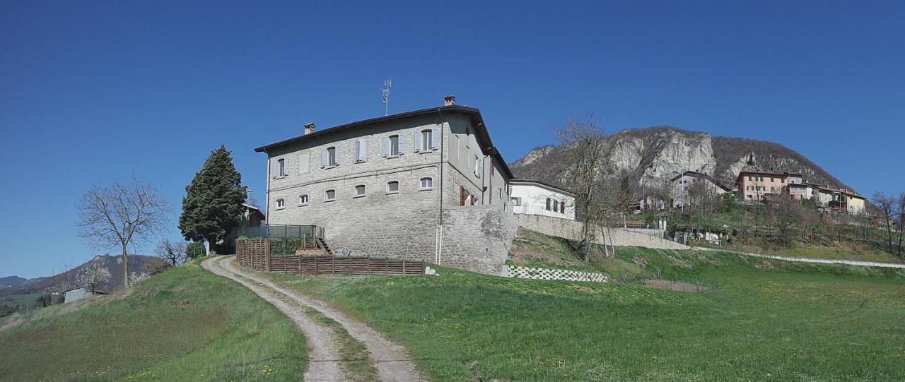 Bed and Breakfast Casale Monte Valestra à Bebbio Extérieur photo